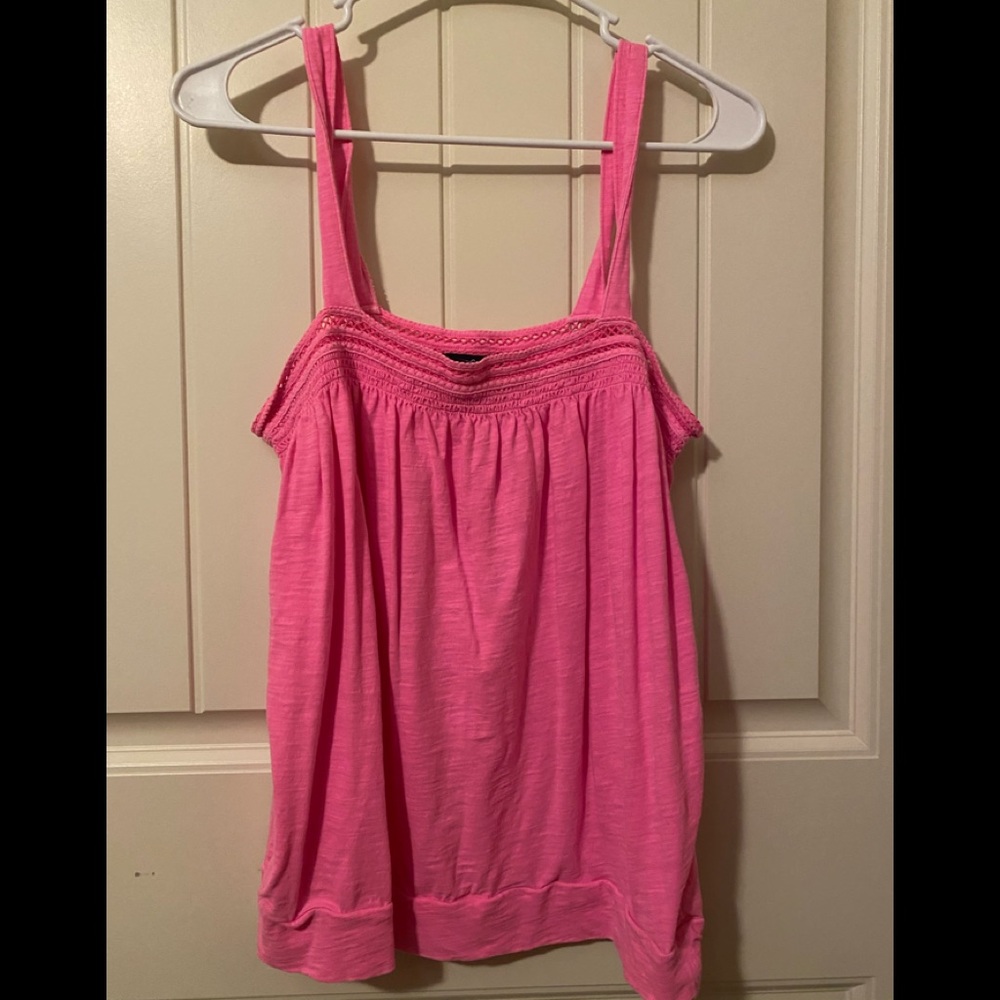 Super cute gap pink tank top